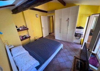 Camera da letto - Bilocale via Altaseta, 10, Bologna (zona Costa Saragozza) - foto 4