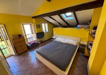 Camera da letto - Bilocale via Altaseta, 10, Bologna (zona Costa Saragozza) - foto 1