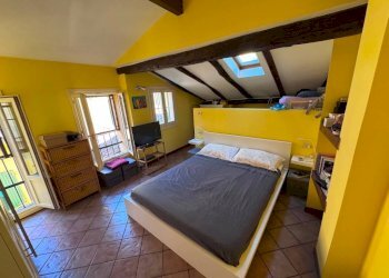 Camera da letto - Bilocale via Altaseta, 10, Bologna (zona Costa Saragozza) - foto 2