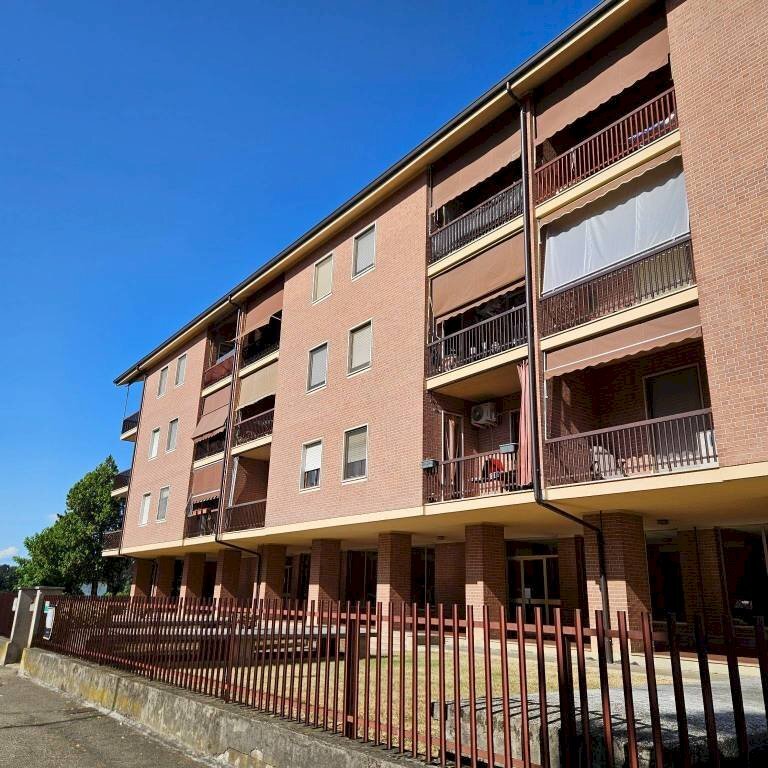 Facciata - Quadrilocale via Augusto Monti, 67, Asti - foto 1