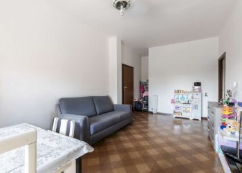 Soggiorno 4. - Bilocale via Padre Alberto Grammatico, Roma (zona Mostacciano) - foto 4