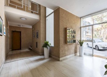 Ambiente 1. - Bilocale via Padre Alberto Grammatico, Roma (zona Mostacciano) - foto 26