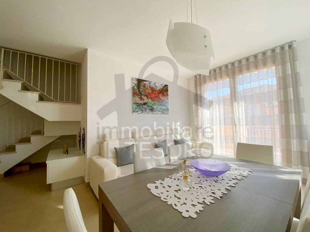 Soggiorno - Four-room apartment via Giacomo Matteotti, 27, Verucchio - photo 2