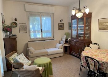 Salone - Villa viale dei Platani, Ravenna (zona Porto Corsini) - foto 1