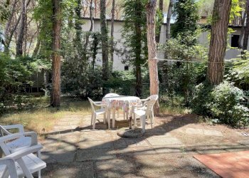 Giardino - Villa viale dei Platani, Ravenna (zona Porto Corsini) - foto 17