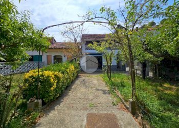Independent house Via Crescentino, Vische - photo 3