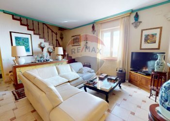 Villa Via Nuova Di Crevari, 169
Voltri, Genova (neighborhood Voltri) - photo 15