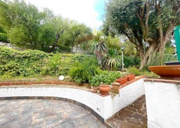 Villa Via Nuova Di Crevari, 169
Voltri, Genova (neighborhood Voltri) - photo 53