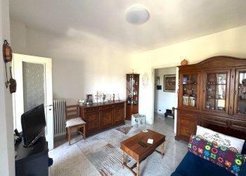 Three-room apartment Senago, Senago - photo 2