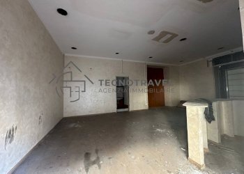 Foto 6 - Locale Commerciale via de santis
 
1, Casoria - foto 6