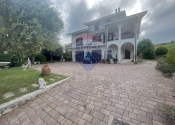 Foto 23 - Casa indipendente Sant'Eusanio del Sangro - foto 20