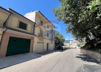 Edificio all\'aperto - Casa semi indipendente Colledimezzo - foto 2