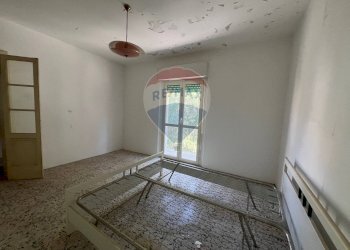 Stanza vuota - Casa semi indipendente Colledimezzo - foto 19