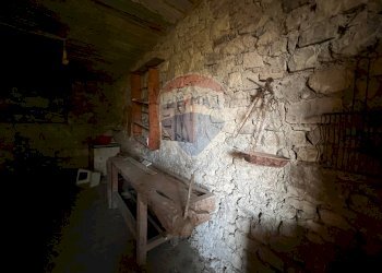 Stanza vuota - Casa semi indipendente Colledimezzo - foto 51