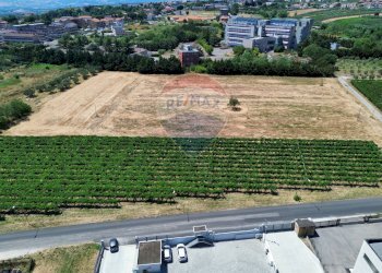 Vista delle montagne - Terreno edificabile Via Colle Minazzo, Santa Maria Imbaro - foto 19