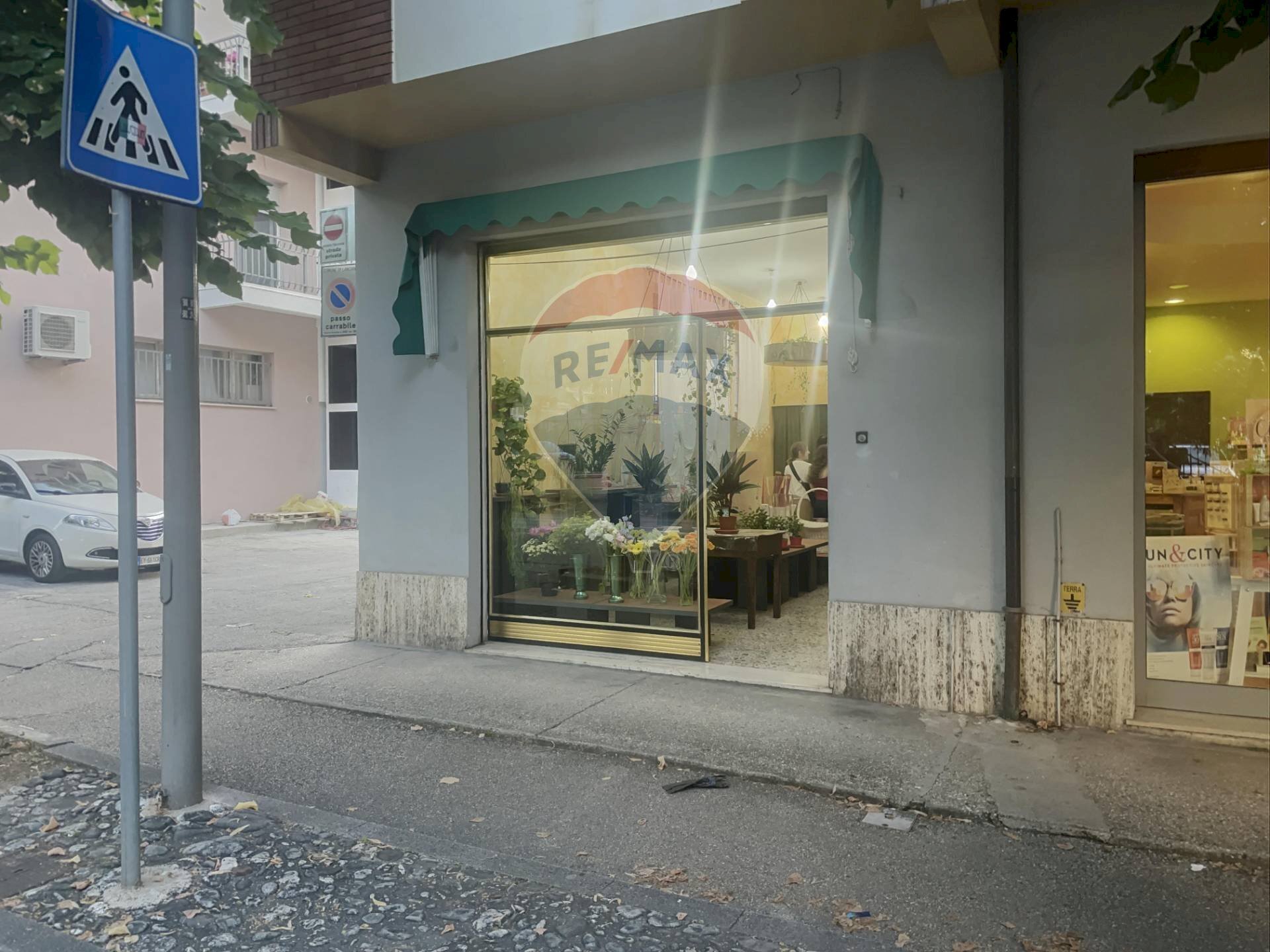 Edificio all\'aperto - Locale Commerciale Viale Cappuccini
 
96, Lanciano - foto 3