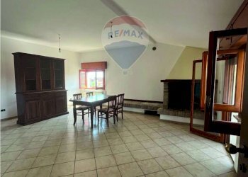 Sala da pranzo - Quadrilocale Via Martelli Di Matteo
 
snc, Paglieta - foto 3