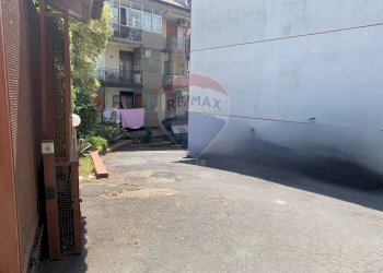 Edificio all\'aperto - Box Via Stazzone
 
15, Aci Sant'Antonio - foto 7