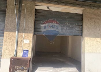 Parcheggio - Box Via Stazzone
 
15, Aci Sant'Antonio - foto 10