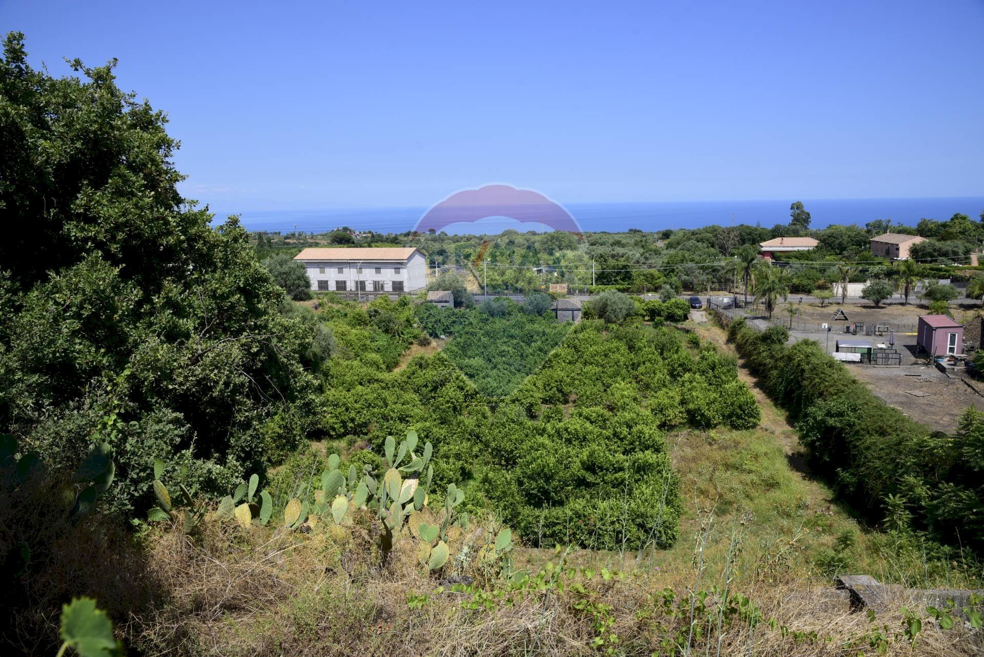 Vista delle montagne - Terreno agricolo Via Carico
 
183, Acireale - foto 1