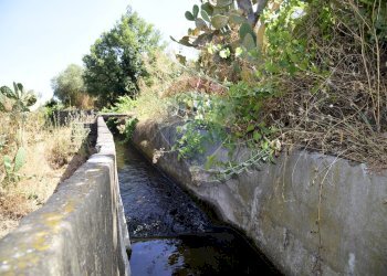 Vista dell\'acqua - Terreno agricolo Via Carico
 
183, Acireale - foto 31