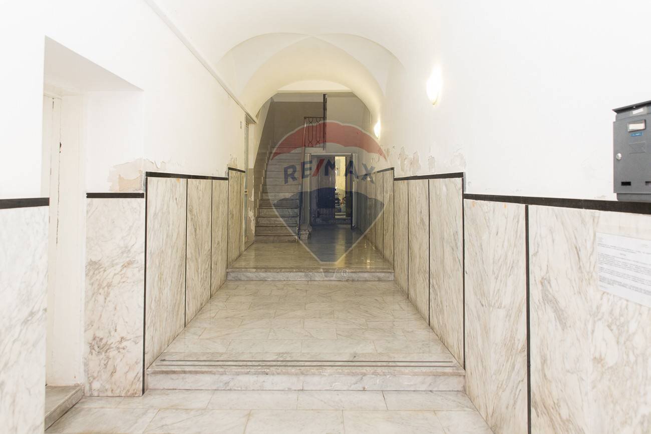 Ricezione / Lobby - Quadrilocale Via Grotte Bianche
 
87, Catania - foto 3