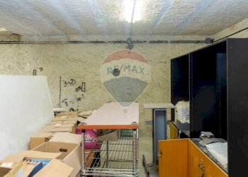 Scale - Quadrilocale Via Grotte Bianche
 
87, Catania - foto 20