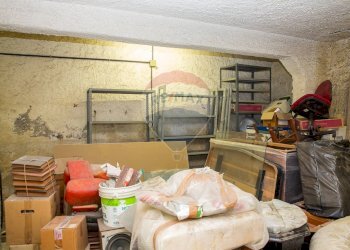 Dispensa di stoccaggio - Quadrilocale Via Grotte Bianche
 
87, Catania - foto 25