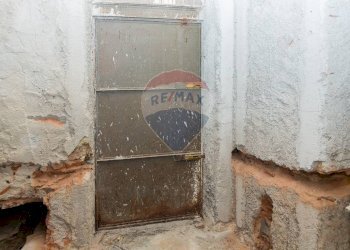 Dettagli - Quadrilocale Via Grotte Bianche
 
87, Catania - foto 34