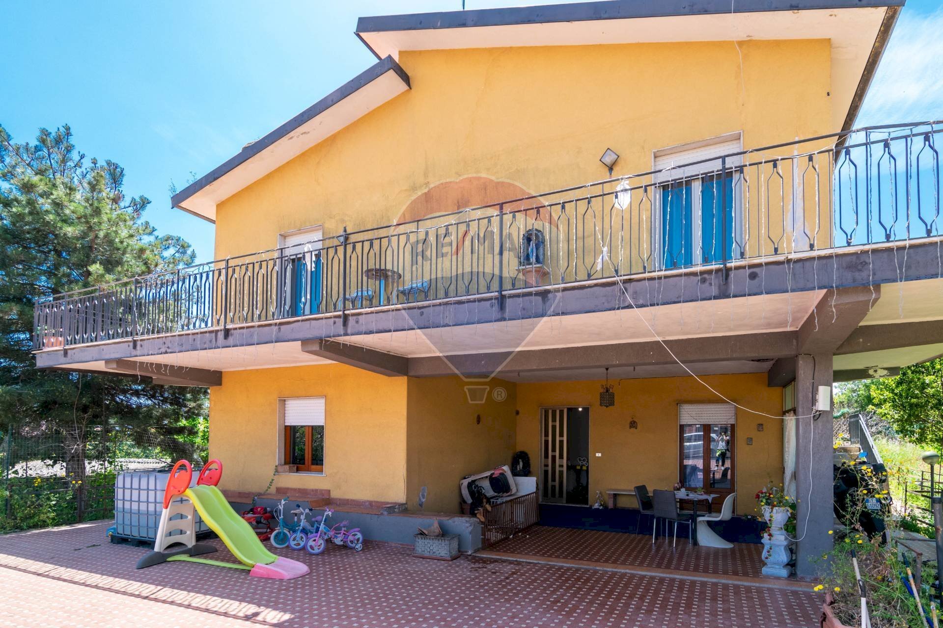 Prospetto frontale - Villa Via Montanara
 
9, Mascalucia - foto 1