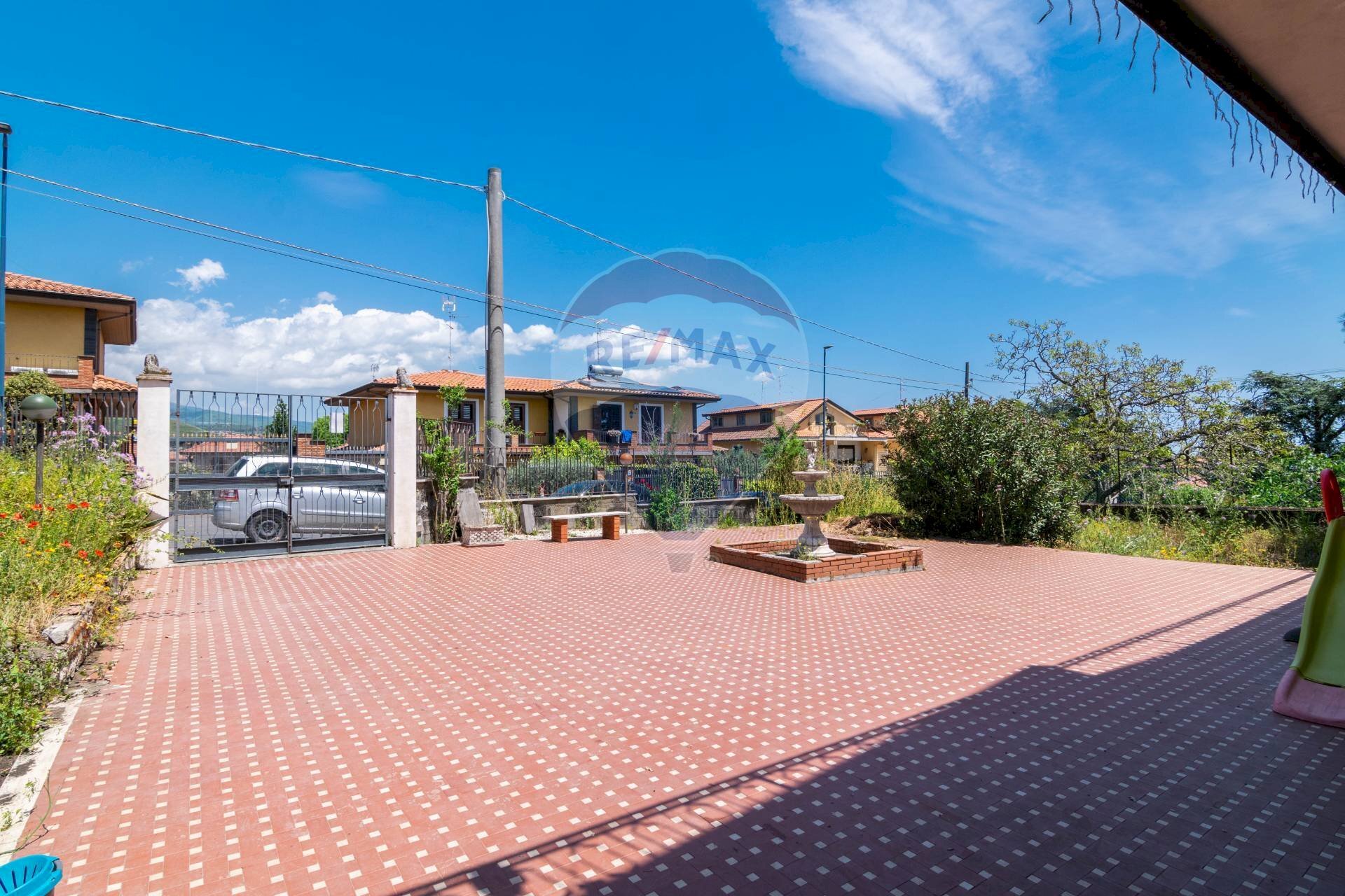 Cortile - Villa Via Montanara
 
9, Mascalucia - foto 3