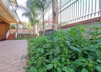 Giardino - Villa Via Livenza
 
9, Catania - foto 1