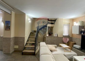 Scale - Appartamento Via Palermo
 
234, Catania - foto 5