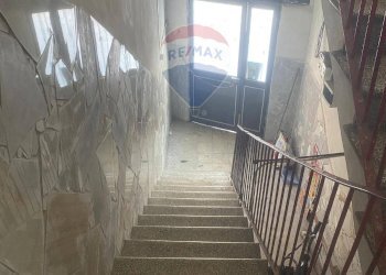 Scale - Appartamento Via Palermo
 
234, Catania - foto 10