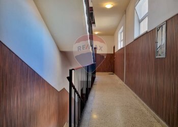 Hall / corridoio - Trilocale via nervesa della battaglia
 
2A, Catania - foto 2