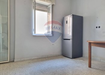 Stanza vuota - Trilocale via nervesa della battaglia
 
2A, Catania - foto 13