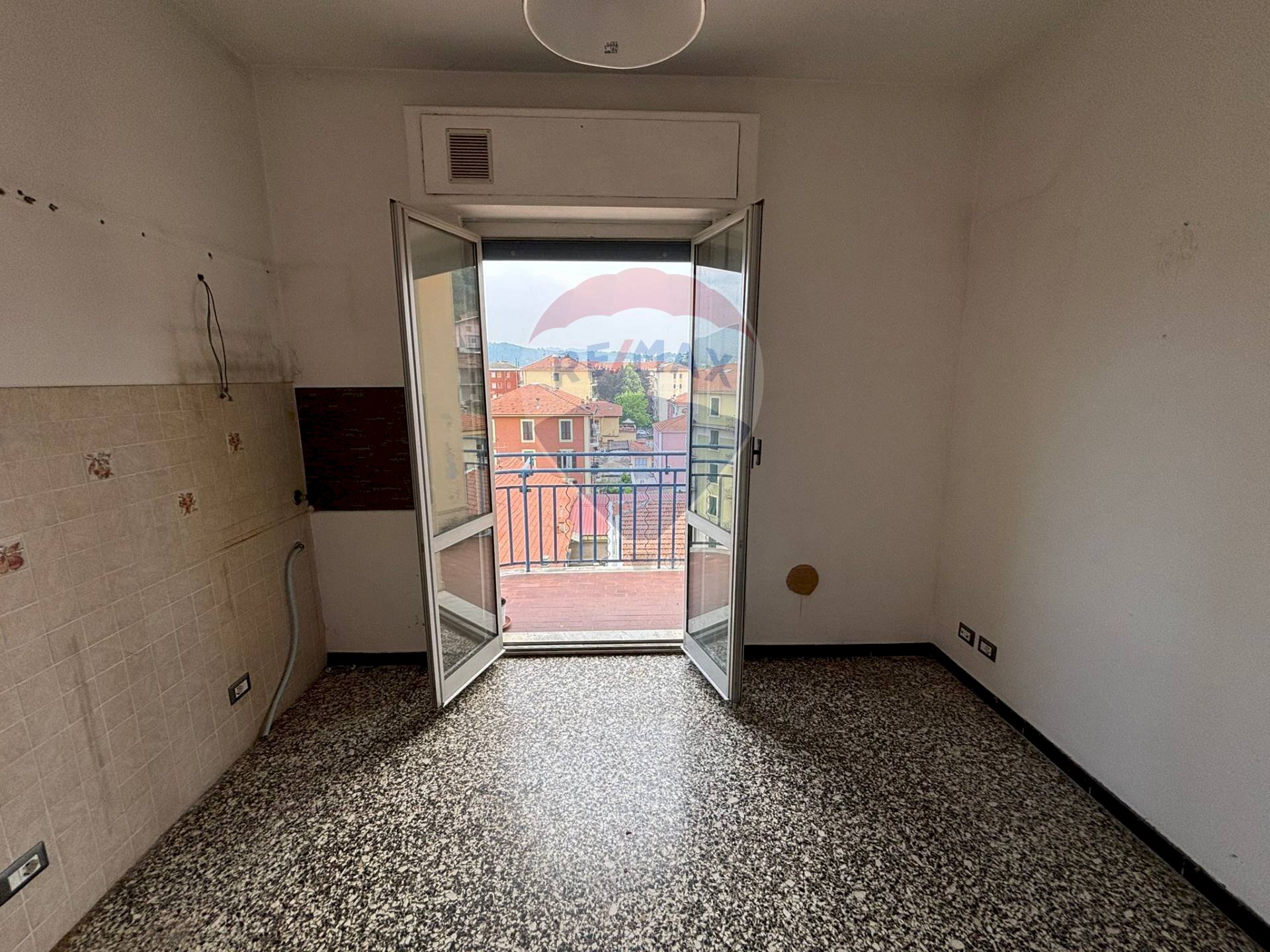 Stanza vuota - Quadrilocale Cairo Montenotte - foto 3