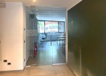 Hall / corridoio - Office Via Case Sparse Europa
13, Nembro - photo 8