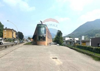 Edificio all\'aperto - Locale Commerciale Via Case Sparse Europa
 
13, Nembro - foto 38