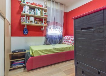 Camera / camera da letto - Appartamento Via Degli Ernici
 
10, Chieti - foto 19