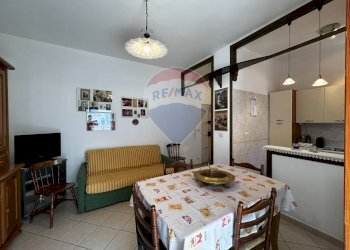 Sala da pranzo - Trilocale Via Nazario Sauro
 
28, Ischitella - foto 3