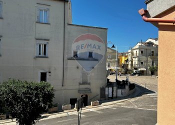 Edificio all\'aperto - Trilocale Via Nazario Sauro
 
28, Ischitella - foto 11