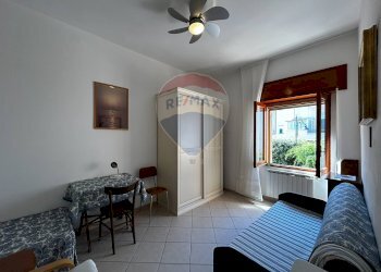 Sala da pranzo - Trilocale Via Nazario Sauro
 
28, Ischitella - foto 19