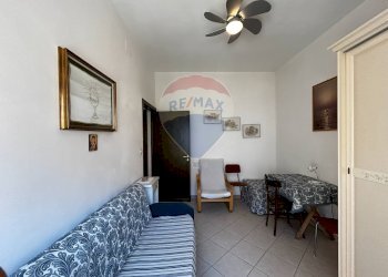 Sala da pranzo - Trilocale Via Nazario Sauro
 
28, Ischitella - foto 20