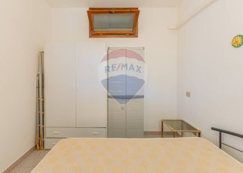 Camera / camera da letto - Trilocale Via Giuseppe Parini
 
21, Valledoria - foto 9