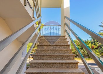 Scale - Trilocale Via Giuseppe Parini
 
21, Valledoria - foto 25