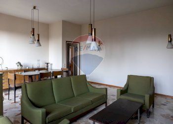 Sala da pranzo - Trilocale Via dante
 
6, Carnate - foto 10