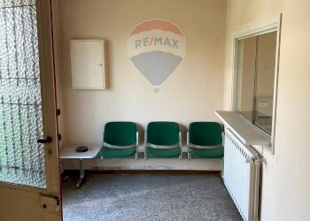 Stanza vuota - Capannone Via Cave Ticino
 
28, Robecchetto con Induno - foto 7