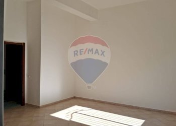 Stanza vuota - Commercial Premises via angio'
 
118, Bagheria - photo 3