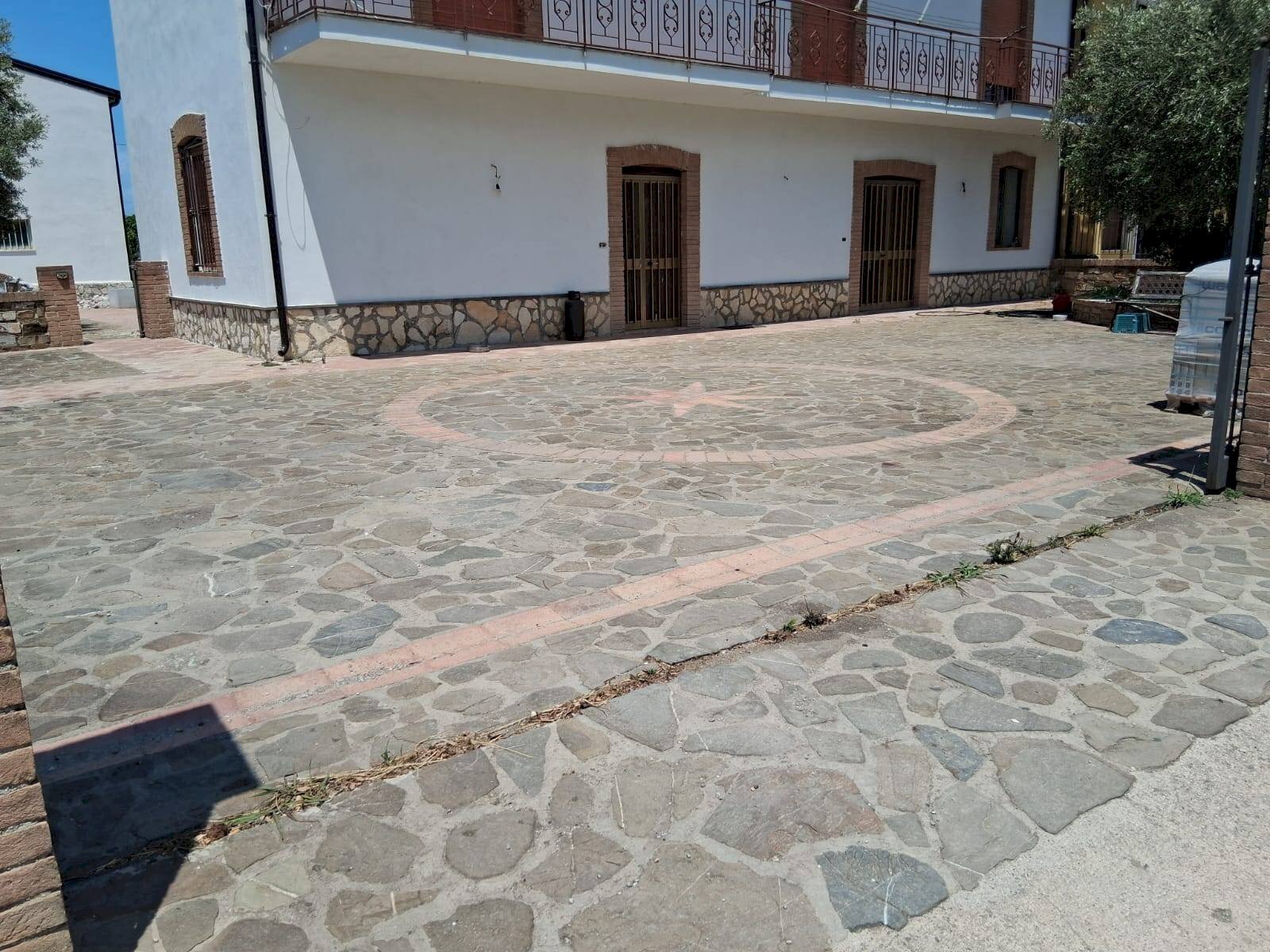 Foto 2 - Semi-detached house via pietrale
 
1, Capaccio Paestum - photo 2